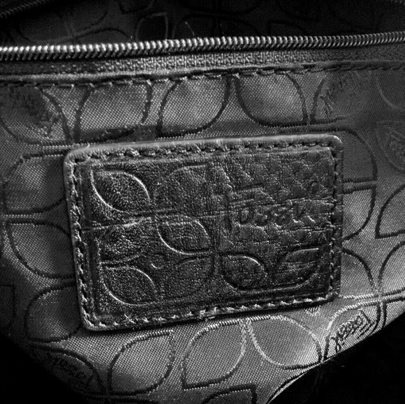 Fossil Patchwork Organizer Shoulder Bag - Picture 7 of 8